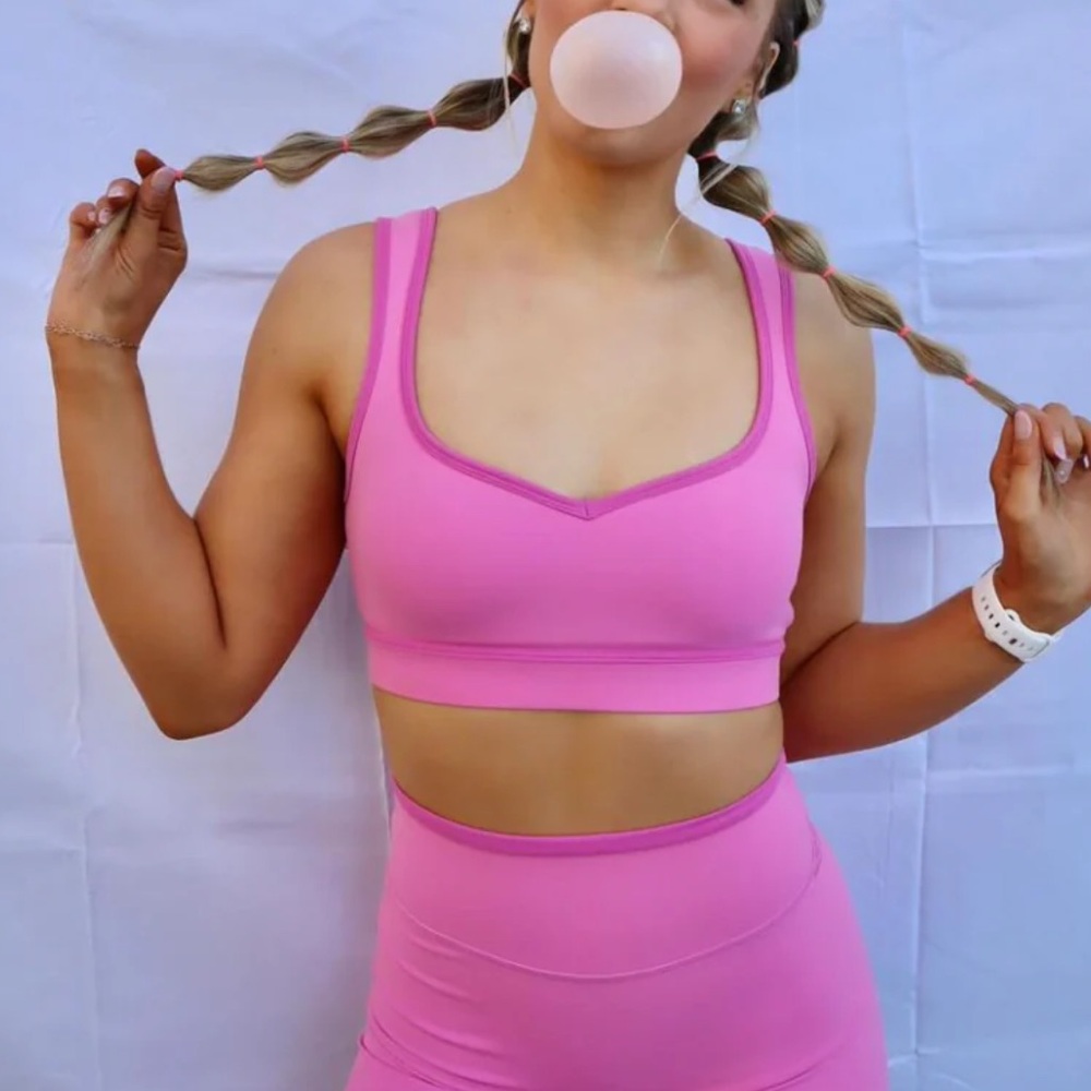 NWT P’tula Sierra Sweetheart Sports Bra - bubblegum